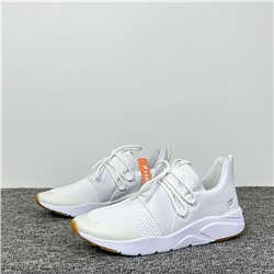 Женские спортивные кроссовки