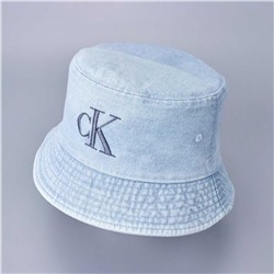 Джинсовая рыбацкая шляпа с вышитыми буквами СК