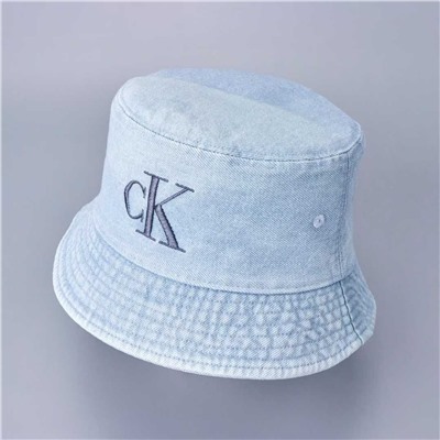 Джинсовая рыбацкая шляпа с вышитыми буквами СК