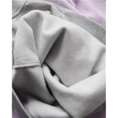 Спортивный костюм для девочки. Материал: 77% хлопок, 23% полиэстер