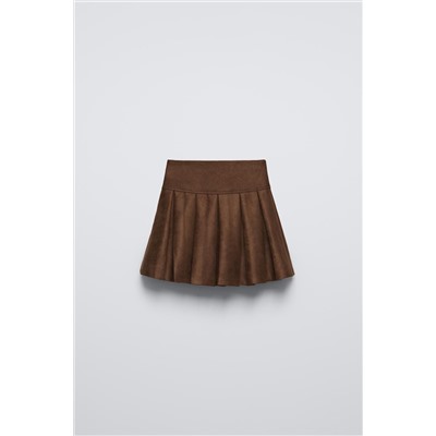 FAUX SUEDE BOX PLEAT SKIRT