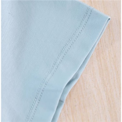 Женская легкая футболка