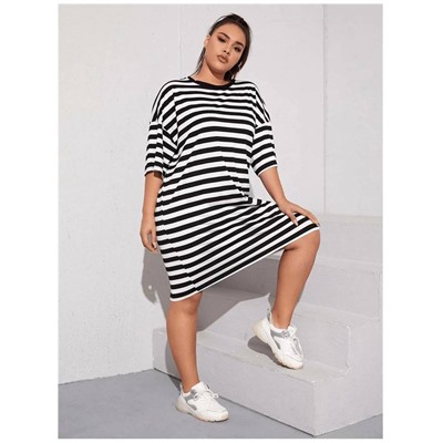 Женское платье в полоску Plus Size