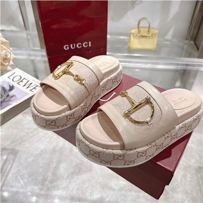 Сабо на толстой подошве ГУЧЧ*И