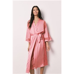 Bata larga satinada encaje