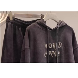 Женский спортивный костюм