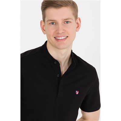 Erkek Siyah Hakim Yaka Tişört