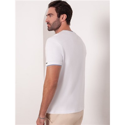 Футболка с V-вырезом из премиального хлопка с эластаном