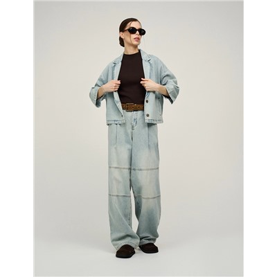 Голубой жакет из денима