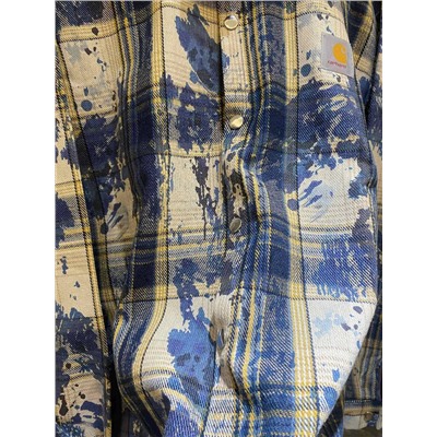 Рубашка в клетку с акварельным рисунком Кархат*т