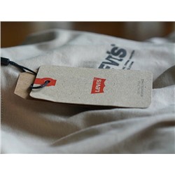 L*EVI’S  - трикотажные футболки, отшитые из остатков оригинальных тканей бренда на фабрике ✔️ унисекс✔️