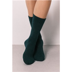 Calcetines largos verdes textura malla