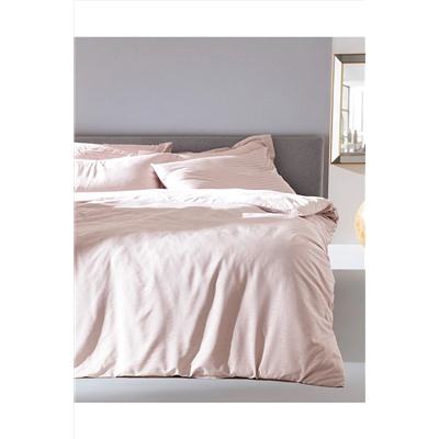Madame Coco Vézelay King Size Jakarlı Saten Nevresim Takımı - Pudra NTJS-100001-8682116837866