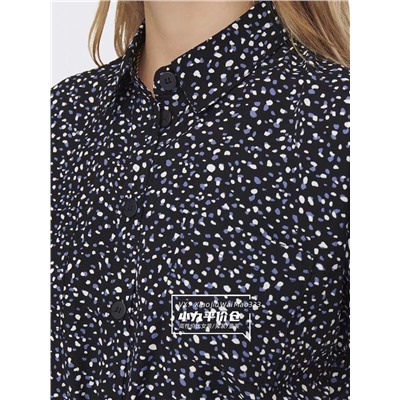 Женское платье, экспорт в Европу