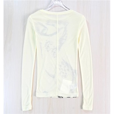 Удобная легкая принтованная футболка