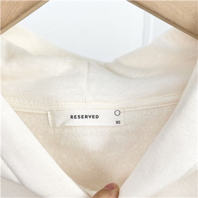 Женская утепленная толстовка с аппликацией из пайеток   Reserve*d