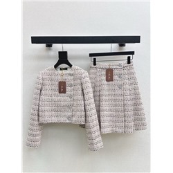 Стильный комплект/костюм из жакета и юбки ЛОРО ПИАН*О