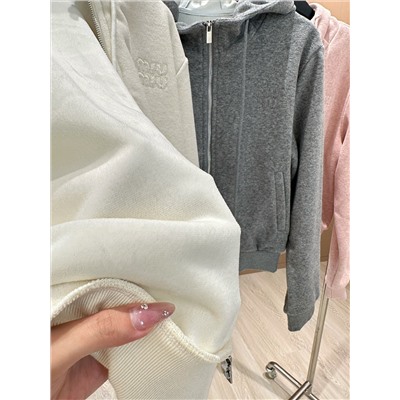 Костюм распродажа утеплённые