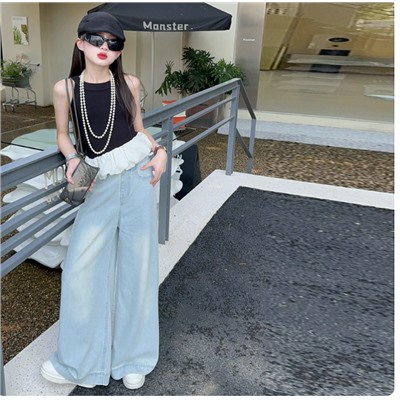 Комплект кофта + джинсы . Можно купить отдельно