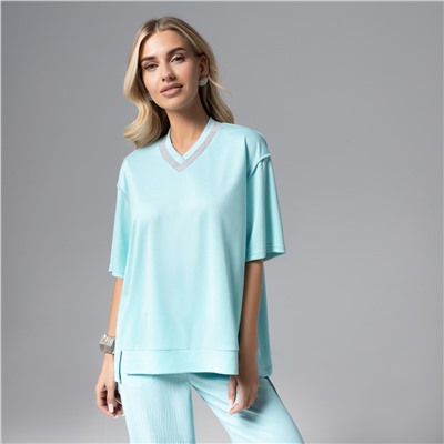 Футболка со швами наружу, Элегантность в движении