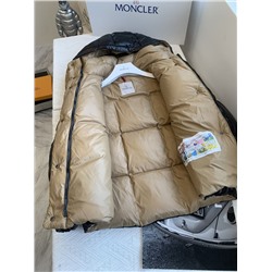 Женский пуховик с контрастным подкладом Moncle*r Paran*a