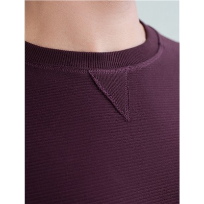 Джемпер базовый из мягкого фактурного трикотажа с круглым воротом