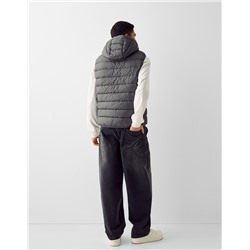 Lightweight puffer gilet with hood