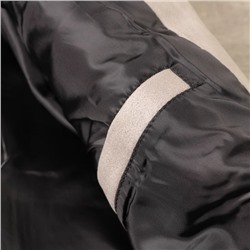 Бомбер из качественной мягкой  искусственной замши. Бренд не разглядела. Продавец пишет, что экспорт  Материал: иск. замша