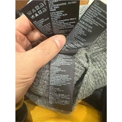 Женское вязаное платье  Min*t Velve*t