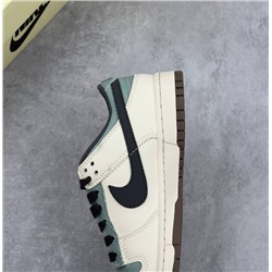 Nik*e SB Dunk Low