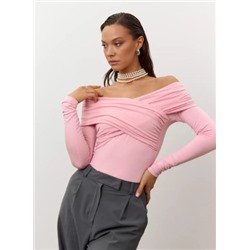 Футболка с открытыми плечами