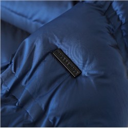 Модная блестящая стеганая куртка