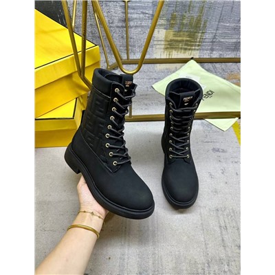 Женские ботинки  ФЕНД*И