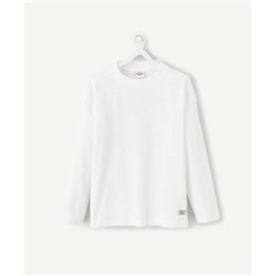 Boy's long-sleeved white cotton t-shirt