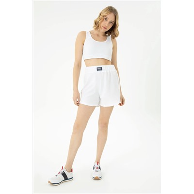 Kadın Beyaz Örme Şort