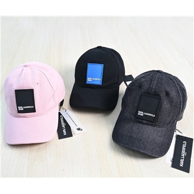 Бейсболка унисекс из мягкой резины с нашивкой КАР*Л 😎