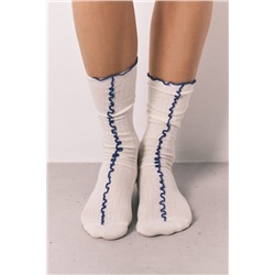 Calcetines largos blancos hilo contraste