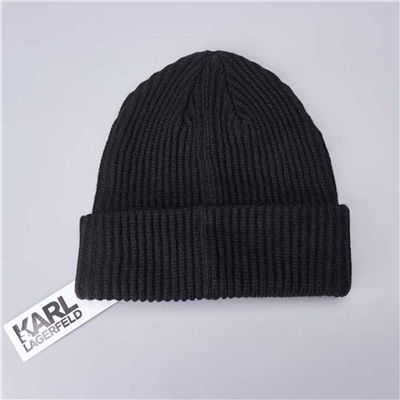 Вязаная шапка КАР*Л 😎