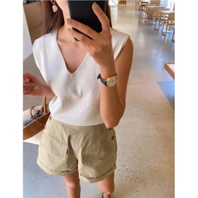 Трикотажный топ с V-образным вырезом от CAN*T. Для меня 🤎✔️