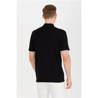 Erkek Siyah Hakim Yaka Tişört