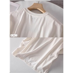 Женская футболка с принтом на груди и удлиненной спинкой. Экспорт