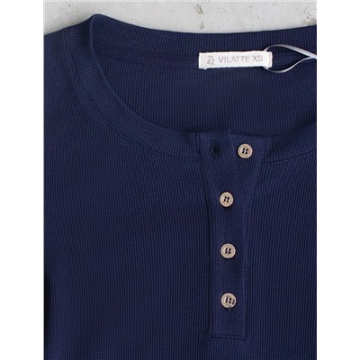 Лонгслив облегающий из фактурного трикотажа в рубчик с круглым вырезом на пуговицах