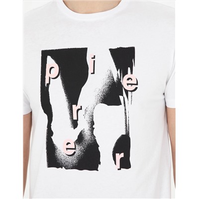 Beyaz Slim Fit Tişört