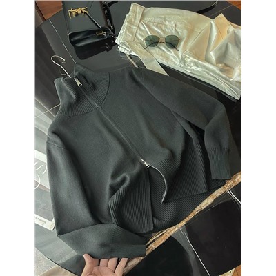 Женский свитер на молнии  КО*С