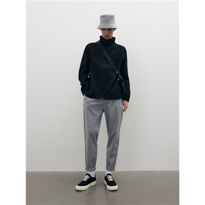 Jogger aus Strukturstoff