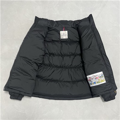 Женский приталенный пуховик 1:1 Moncle*r Dourb*e