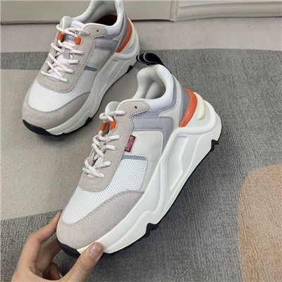 Женские кроссовки ЛЕВАЙ*С