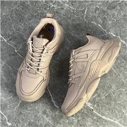 Женские кроссовки ГЕС*С