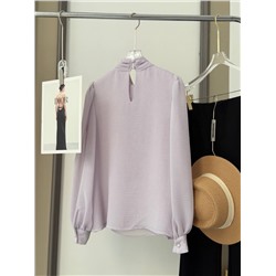 Элегантная, нежная блузка с длинными лентами на горловине