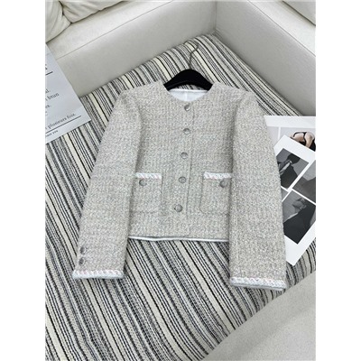 Оригинальное качество Chane*~2024, новый твидовый жакет с круглым вырезом Импортированные материалы YB по индивидуальному заказу, полная оценка за ощущение высокого класса💯 Восстановите внешний вид YB до 1:1, демонстрируя элитную и модную атмосферу